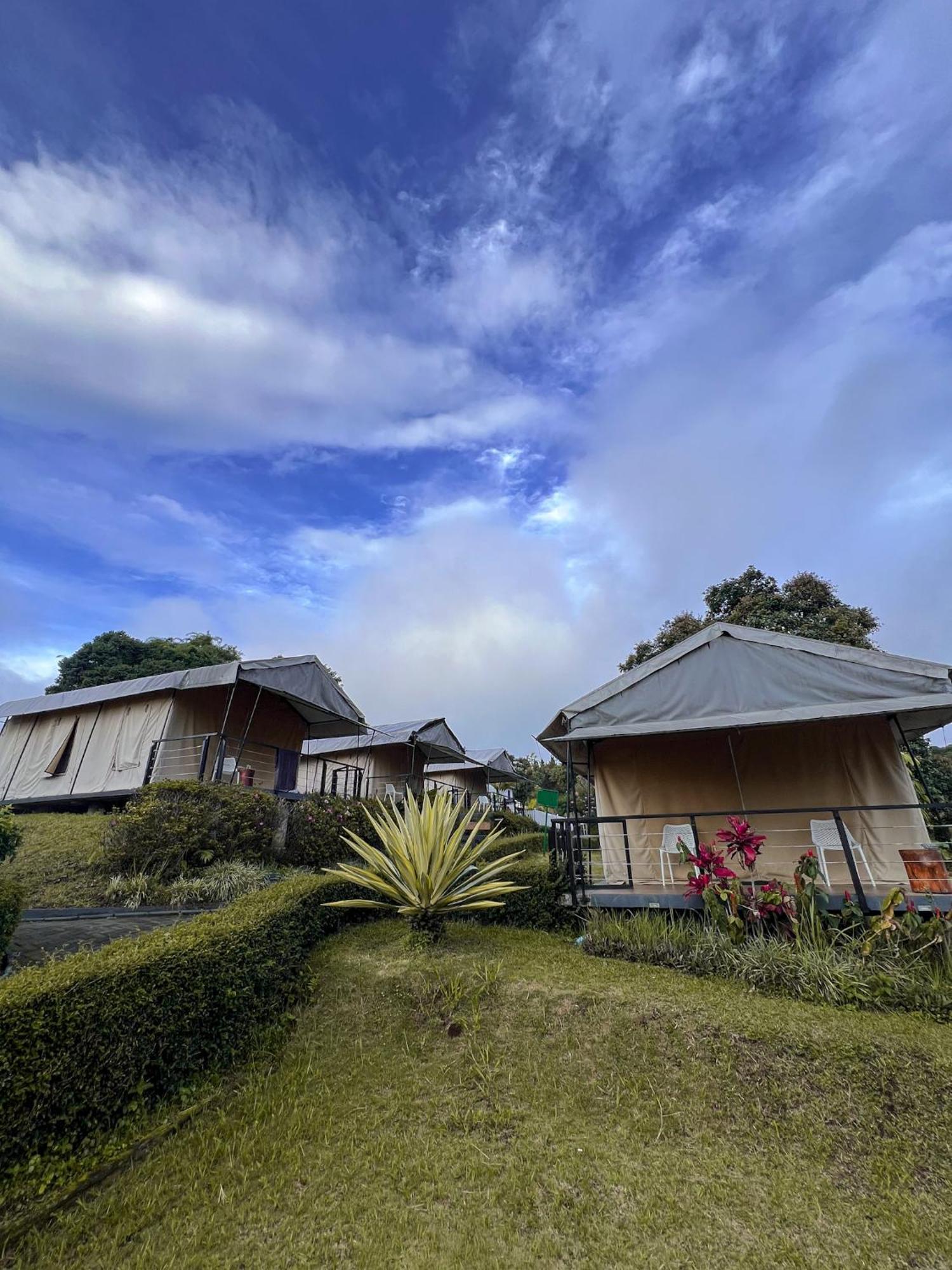 Trizara Resorts - Glam Camping レムバン エクステリア 写真